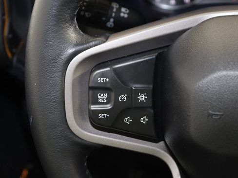 Used 2024 Ford Bronco Badlands image 36