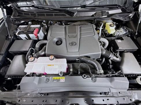 New 2026 Toyota Tundra SR5 AWD/4WD image 28
