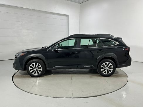 Used 2025 Subaru Outback w/ Popular Package #1A AWD/4WD image 21
