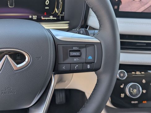 Certified 2027 INFINITI QX60 Luxe w/ Family Package FWD image 27