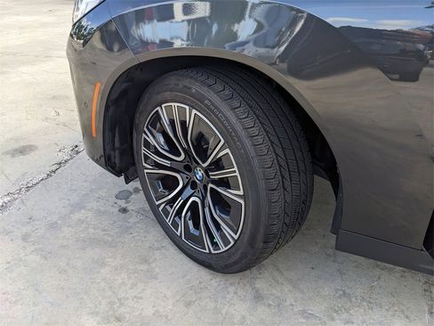 Used 2025 BMW X3 xDrive30i w/ Premium Package image 34