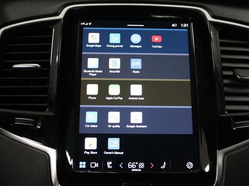 Used 2023 Volvo XC90 B5 Plus image 52