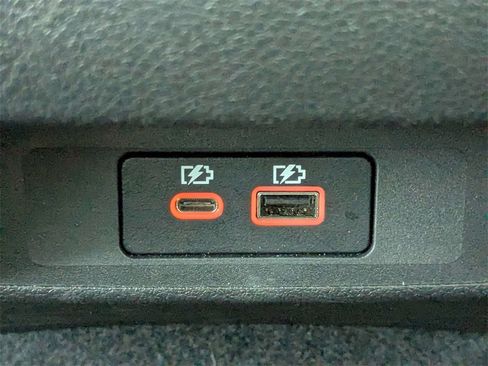 Used 2025 Nissan Altima 2.5 SR image 14