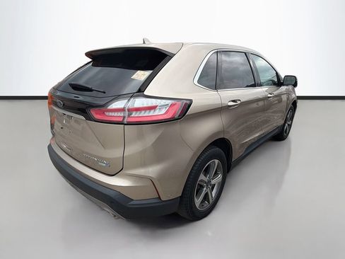 Used 2020 Ford Edge Titanium w/ Equipment Group 301A AWD/4WD image 7