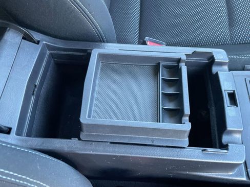 Used 2019 Subaru Outback 2.5i Premium image 29