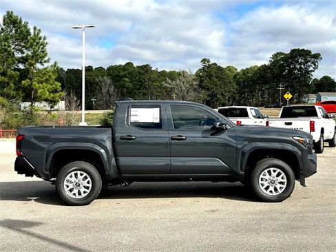 New 2026 Toyota Tacoma SR image 9