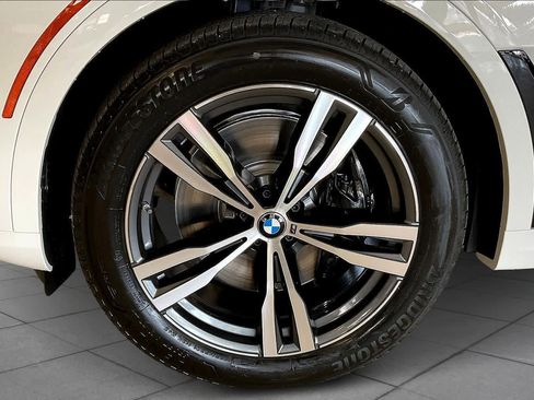 New 2026 BMW X7 xDrive40i w/ M Sport Package image 11