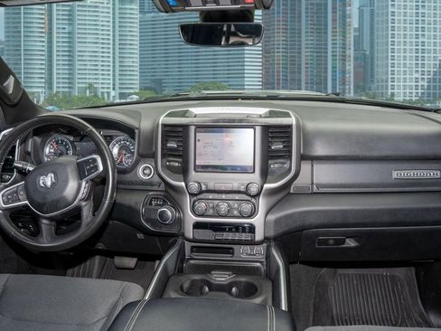 Used 2022 RAM 1500 Big Horn w/ Night Edition RWD image 19