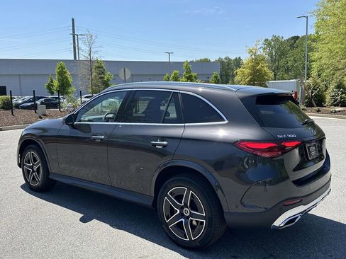 Certified 2025 Mercedes-Benz GLC 300 4MATIC image 5