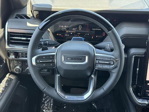 New 2026 GMC Yukon XL Denali w/ Denali Reserve Package AWD/4WD image 8