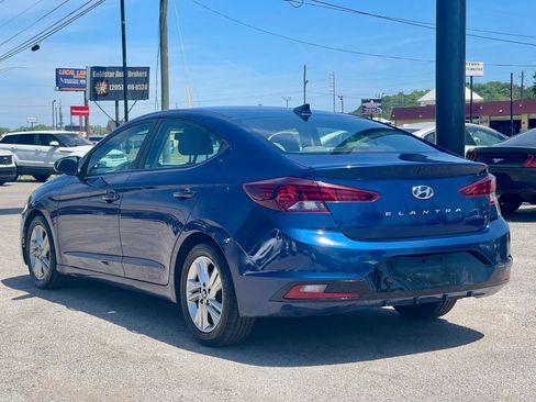 Used 2019 Hyundai Elantra Sedan FWD image 5
