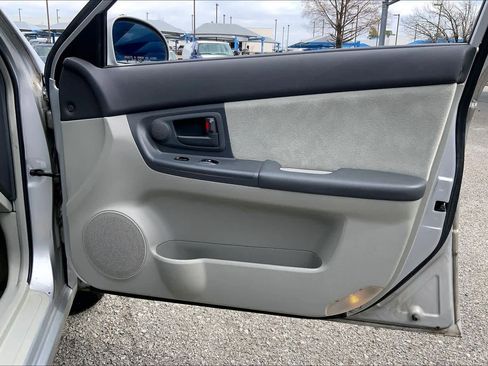 Used 2005 Kia Spectra LX image 22