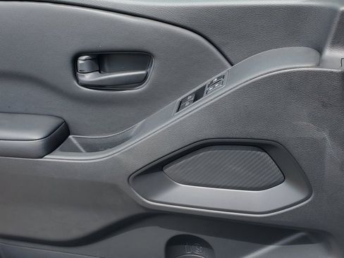 New 2026 Nissan Frontier S image 15