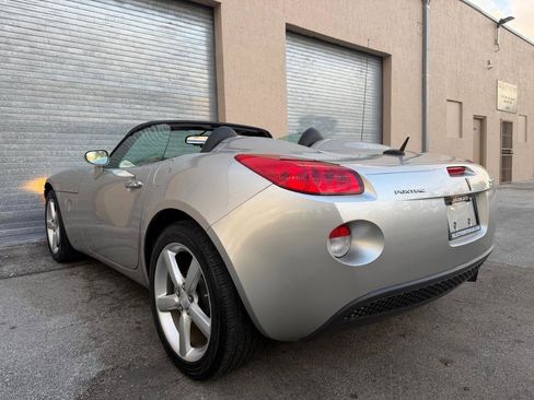 Used 2009 Pontiac Solstice Convertible w/ Premium Package image 15