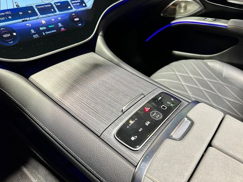 Used 2023 Mercedes-Benz EQS 580 4MATIC AMG Line image 26