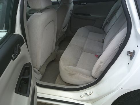 Used 2008 Chevrolet Impala LT image 12