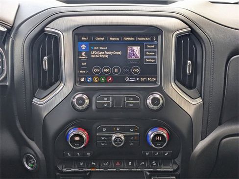 Used 2021 GMC Sierra 2500 Denali w/ Denali Ultimate Package image 18