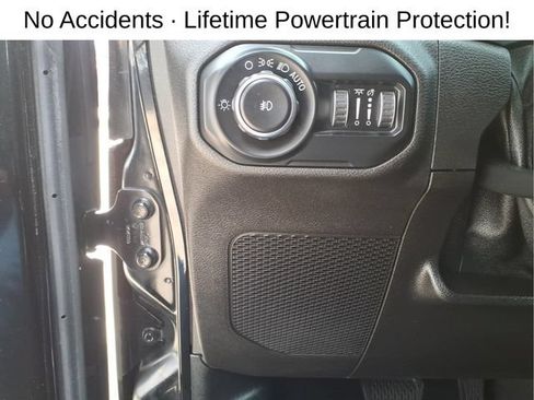 Used 2019 Jeep Wrangler Unlimited Sahara AWD/4WD image 14