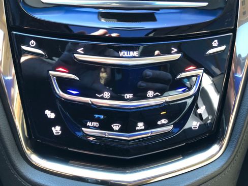 Used 2018 Cadillac CTS Luxury image 26