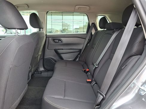 Used 2024 Nissan Rogue S AWD/4WD image 10