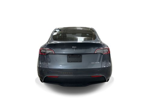 Certified 2023 Tesla Model Y AWD image 5