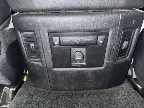 Used 2014 RAM 2500 Laramie AWD/4WD image 35