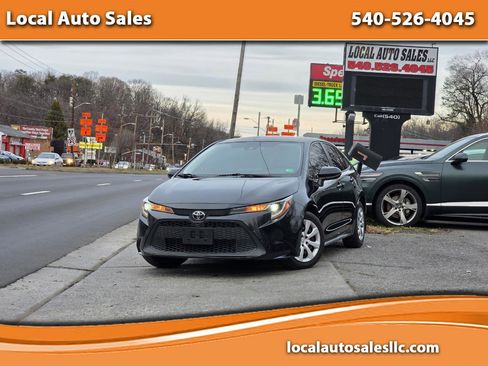Used 2021 Toyota Corolla LE image 1