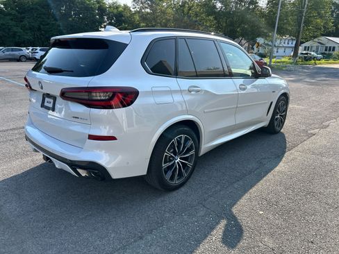 Used 2022 BMW X5 xDrive45e w/ M Sport Package AWD/4WD image 5