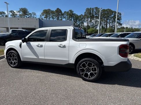 Used 2025 Ford Maverick Lariat AWD/4WD image 12