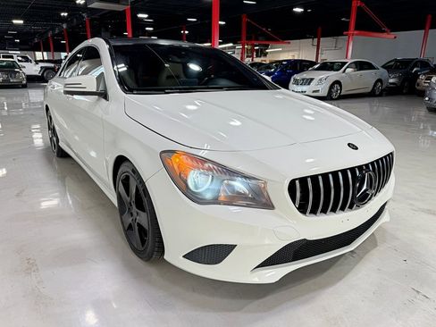 Used 2016 Mercedes-Benz CLA 250 4MATIC image 6