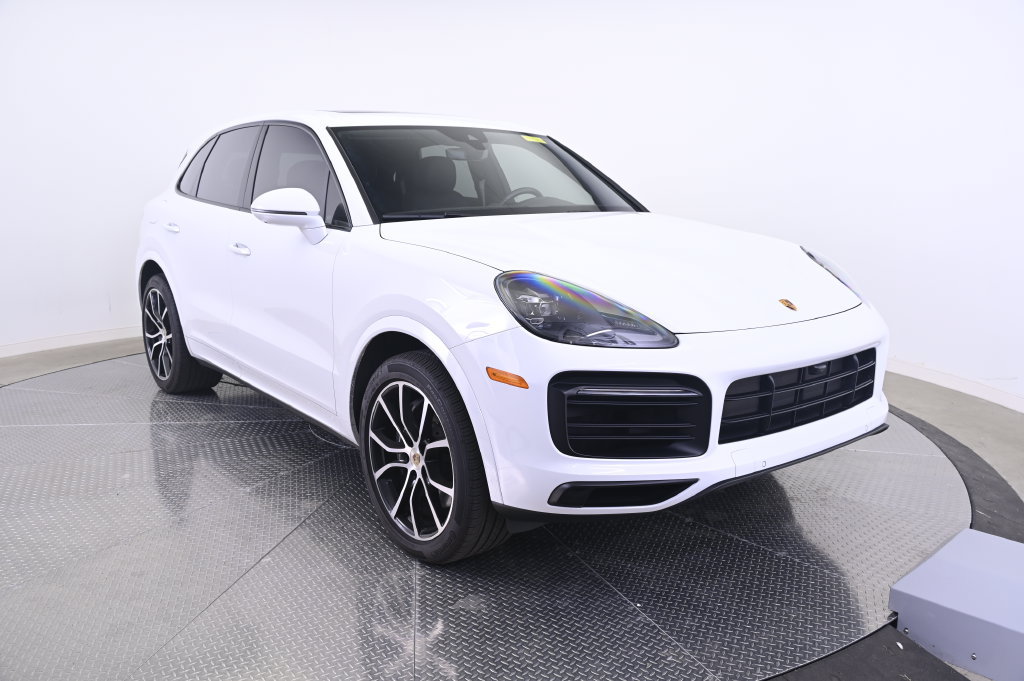 Used 2023 Porsche Cayenne Platinum Edition AWD/4WD image 9