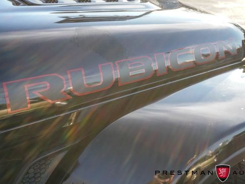 Used 2022 Jeep Gladiator Rubicon w/ LED Lighting Group image 5