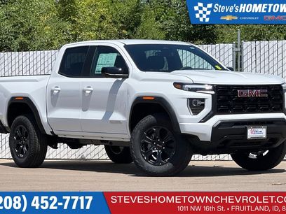 New 2025 GMC Canyon Elevation w/ Technology Package