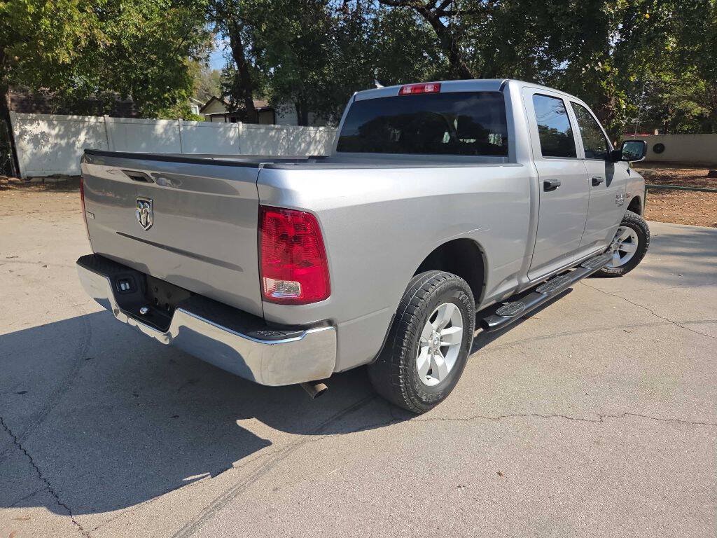 Used 2022 RAM 1500 Classic SLT w/ Electronics Group RWD image 6