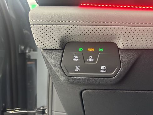 New 2026 Volkswagen Atlas Peak Edition AWD/4WD image 25