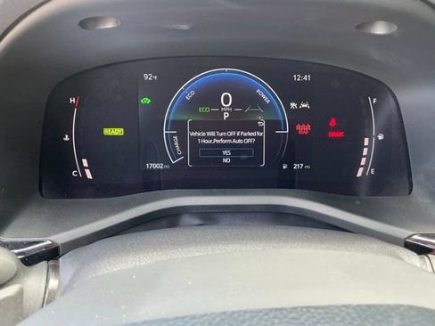 Used 2025 Toyota Camry SE w/ Convenience Package FWD image 28