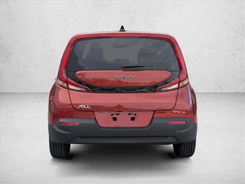 Used 2022 Kia Soul LX FWD image 6