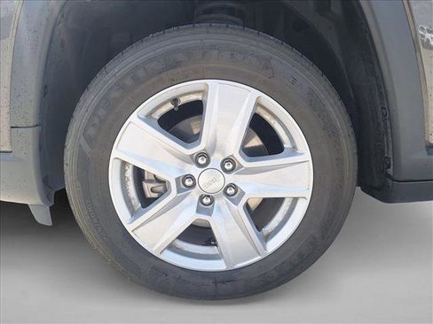 Used 2022 Jeep Compass Latitude image 20