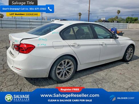 Used 2017 BMW 320i Sedan RWD image 4