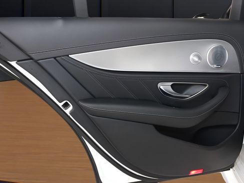 Used 2020 Mercedes-Benz E 63 AMG S image 20