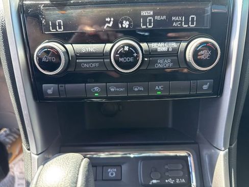 Used 2020 Subaru Ascent Limited w/ Technology Package AWD/4WD image 29