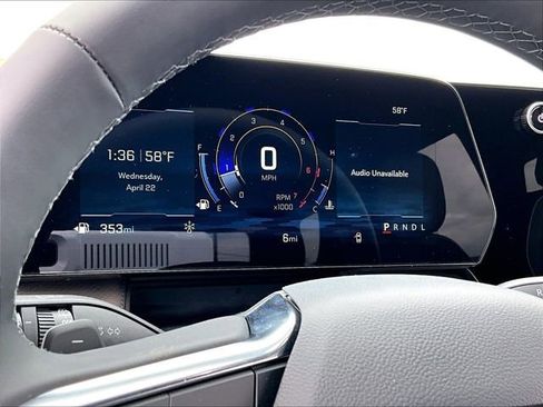 New 2026 Chevrolet Equinox LT w/ Convenience Package II FWD image 21