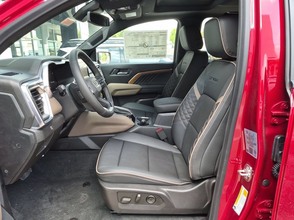 New 2026 GMC Canyon Denali AWD/4WD image 18