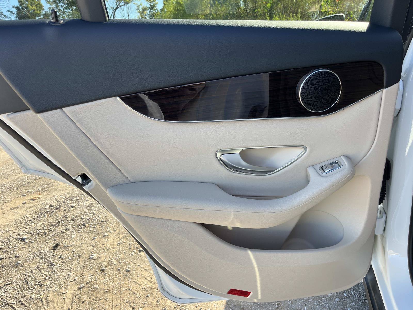 Certified 2022 Mercedes-Benz GLC 300 image 19