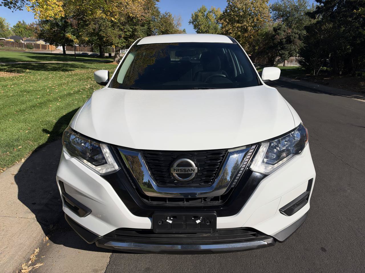 Used 2018 Nissan Rogue S AWD/4WD image 5