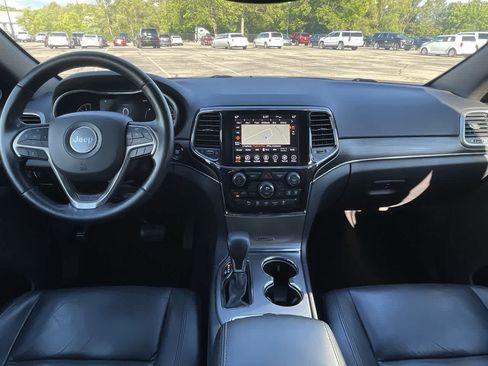 Used 2020 Jeep Grand Cherokee Limited AWD/4WD image 10