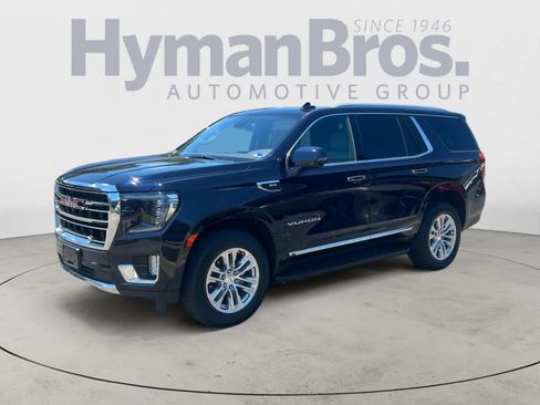 Used 2023 GMC Yukon SLT w/ SLT Premium Package AWD/4WD image 8