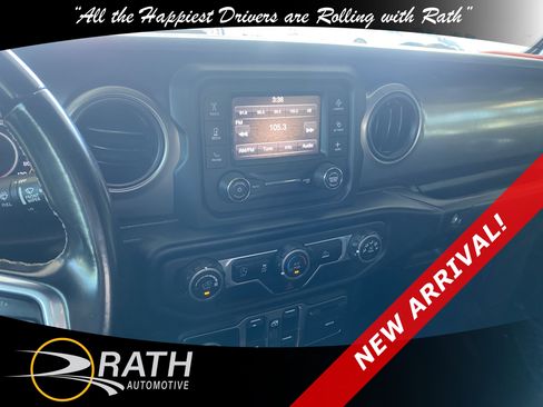 Used 2020 Jeep Gladiator Sport w/ Quick Order Package 24S AWD/4WD image 14