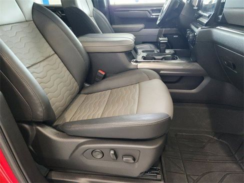 Certified 2025 Chevrolet Silverado 1500 ZR2 w/ Technology Package image 21