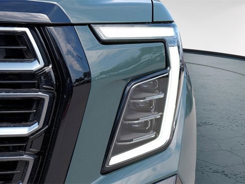 New 2026 GMC Yukon XL AT4 w/ AT4 Premium Plus Package image 3